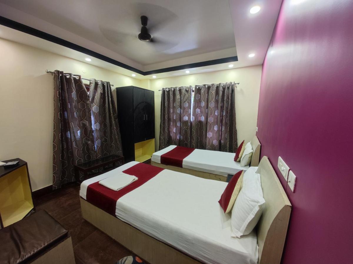 Hotel Swastik Regency Shiliguri Exterior foto